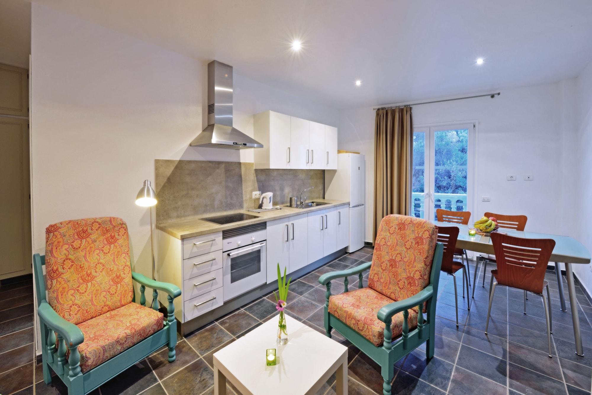 Apartamentos Adjovimar Лос Лианос де Аридане Екстериор снимка
