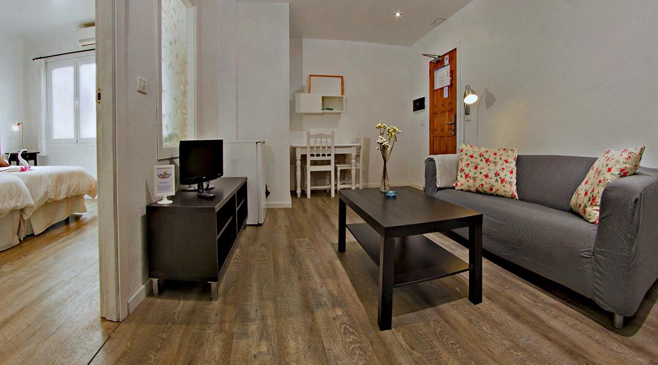 Apartamentos Adjovimar Лос Лианос де Аридане Екстериор снимка
