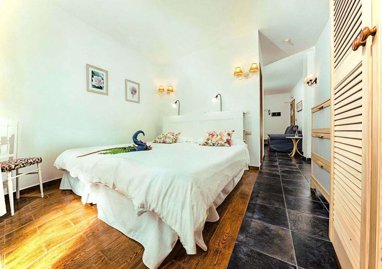 Apartamentos Adjovimar Лос Лианос де Аридане Екстериор снимка