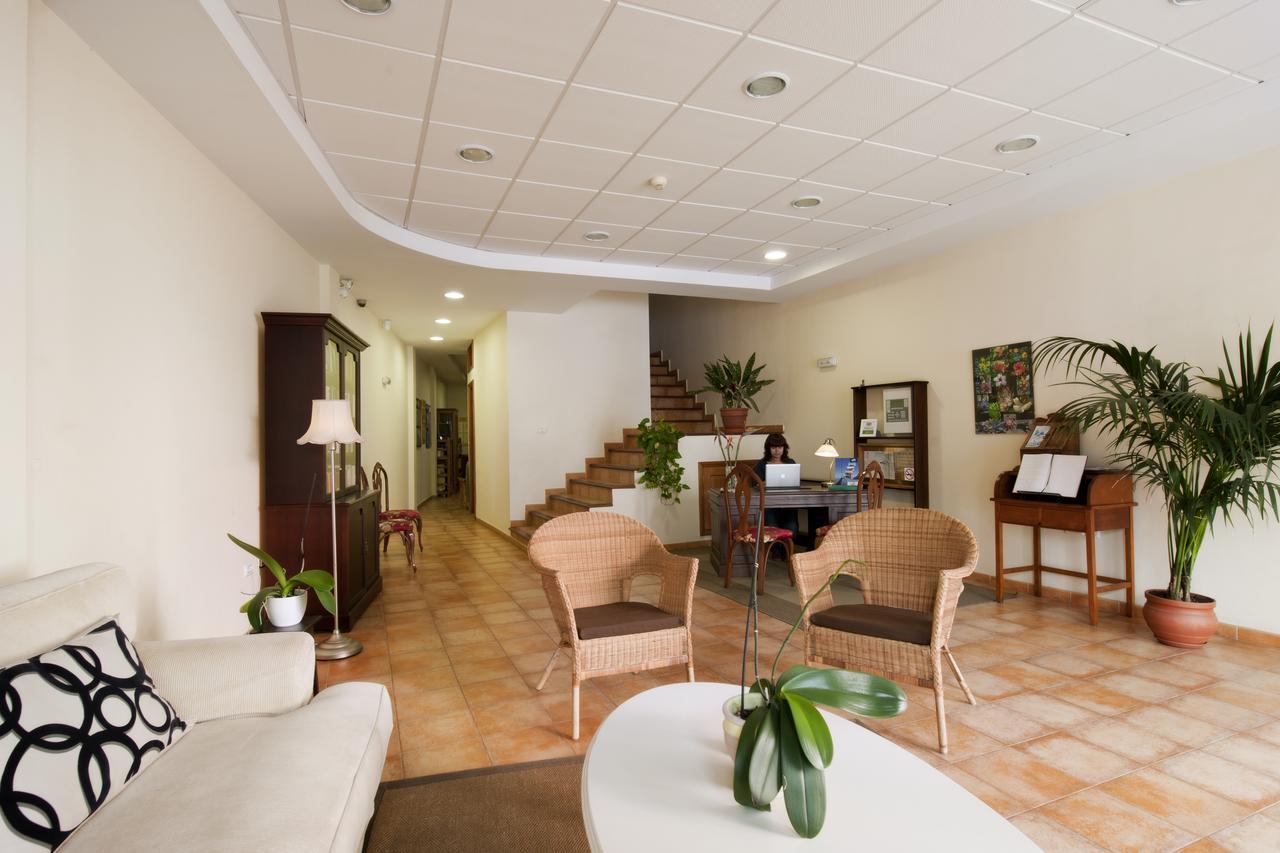 Apartamentos Adjovimar Лос Лианос де Аридане Екстериор снимка