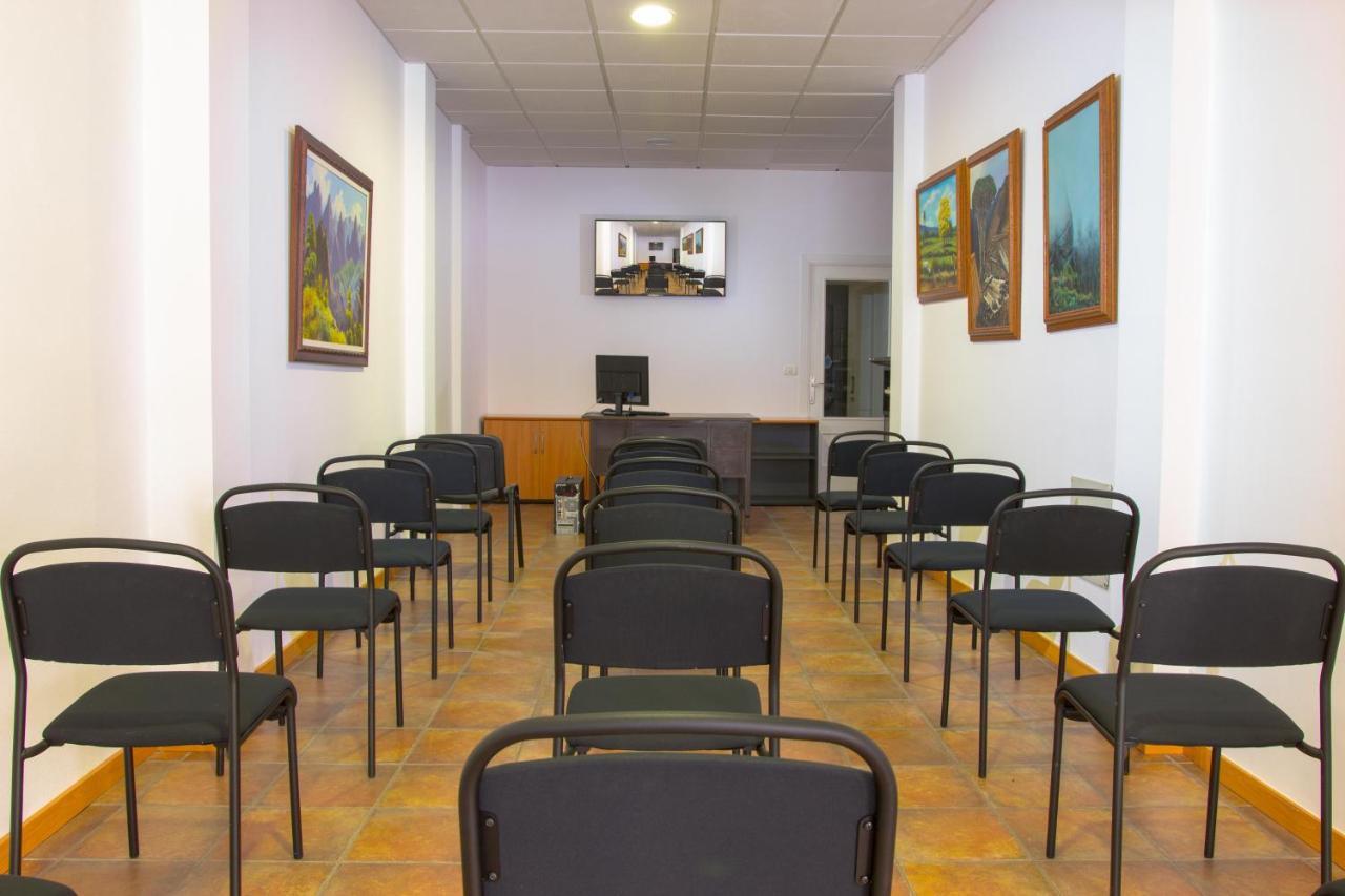 Apartamentos Adjovimar Лос Лианос де Аридане Екстериор снимка